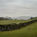 Nyaraló Cambridge House Sleeps 18 *