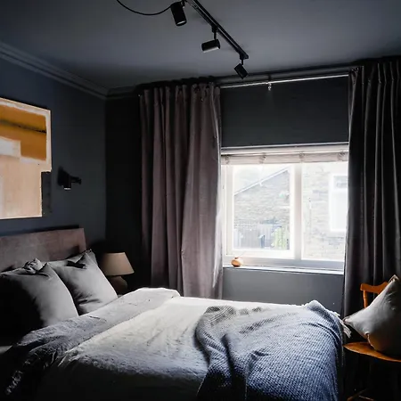 Cambridge House Sleeps 18 * 温德米尔