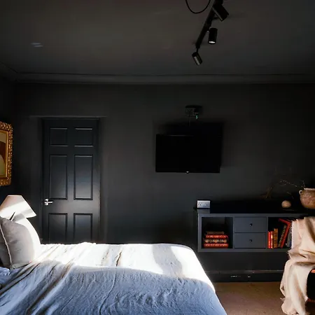 Nyaraló Cambridge House Sleeps 18 Windermere