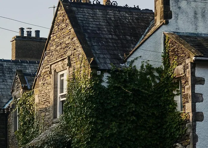 Cambridge House Sleeps 18 Casa de Férias Windermere