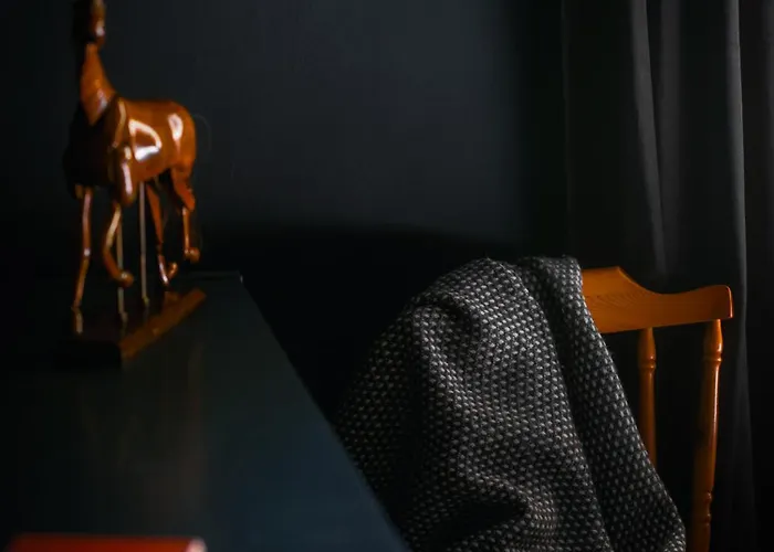 Cambridge House Sleeps 18