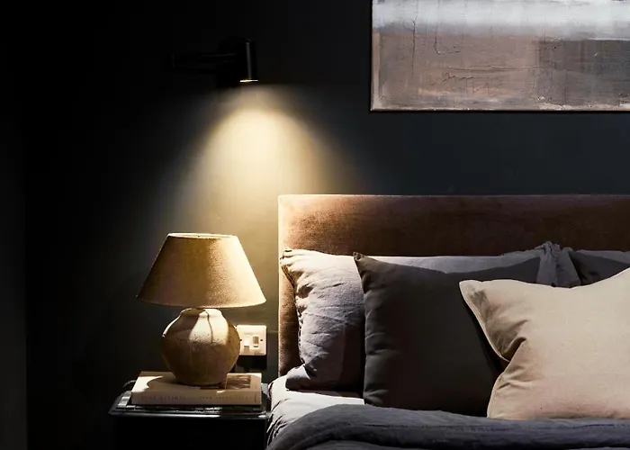 بيت للعطل Cambridge House Sleeps 18 ويندرمير