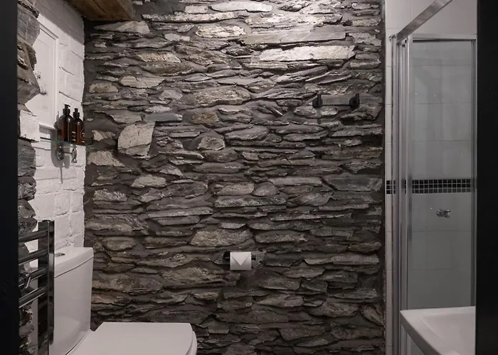 بيت للعطل Cambridge House Sleeps 18