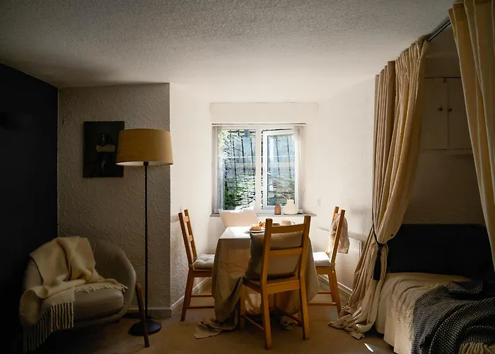 Cambridge House Sleeps 18 ويندرمير