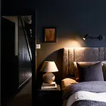 Cambridge House Sleeps 18 ווינדרמר
